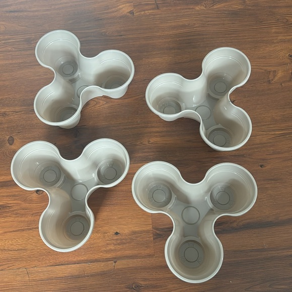 Floral Garden Medium Stackable Plastic 3-Section Planters in Beige (4-count) - Picture 3 of 3